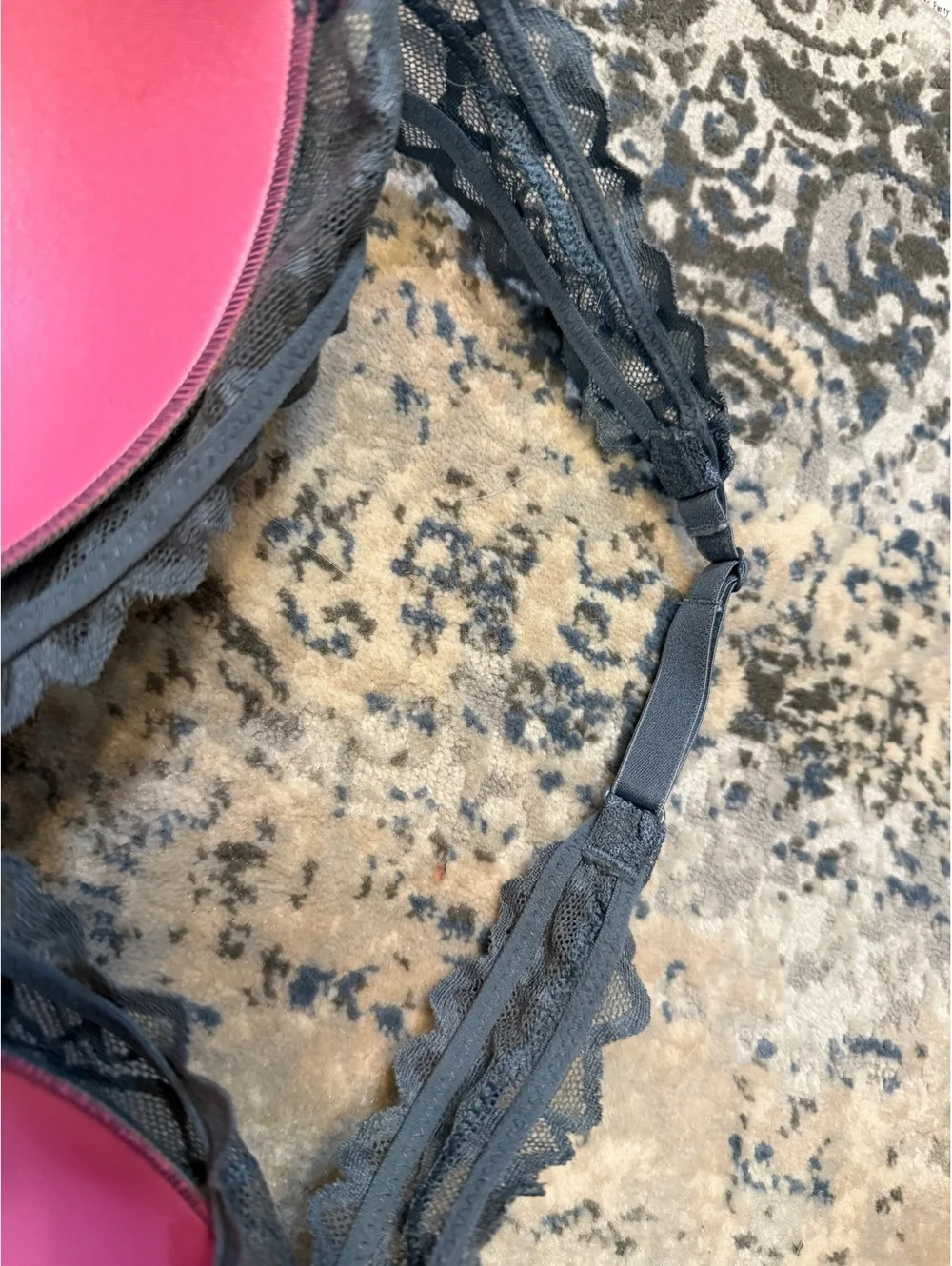 Victorias Secret pink victoria